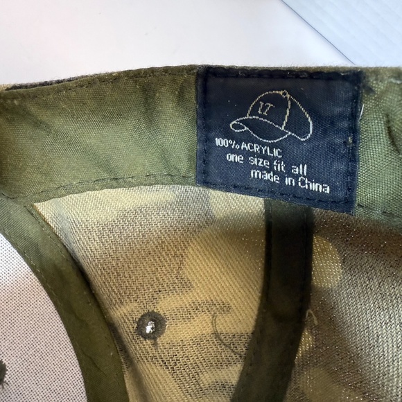 John Deere Camo - Tan Mesh Trucker Hat Cap Snapback - One Size Fits All - Picture 9 of 11